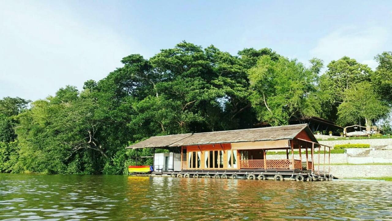 Namsai Resort Kanchanaburi Buitenkant foto