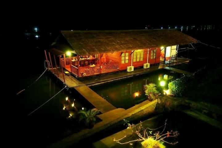 Namsai Resort Kanchanaburi Buitenkant foto